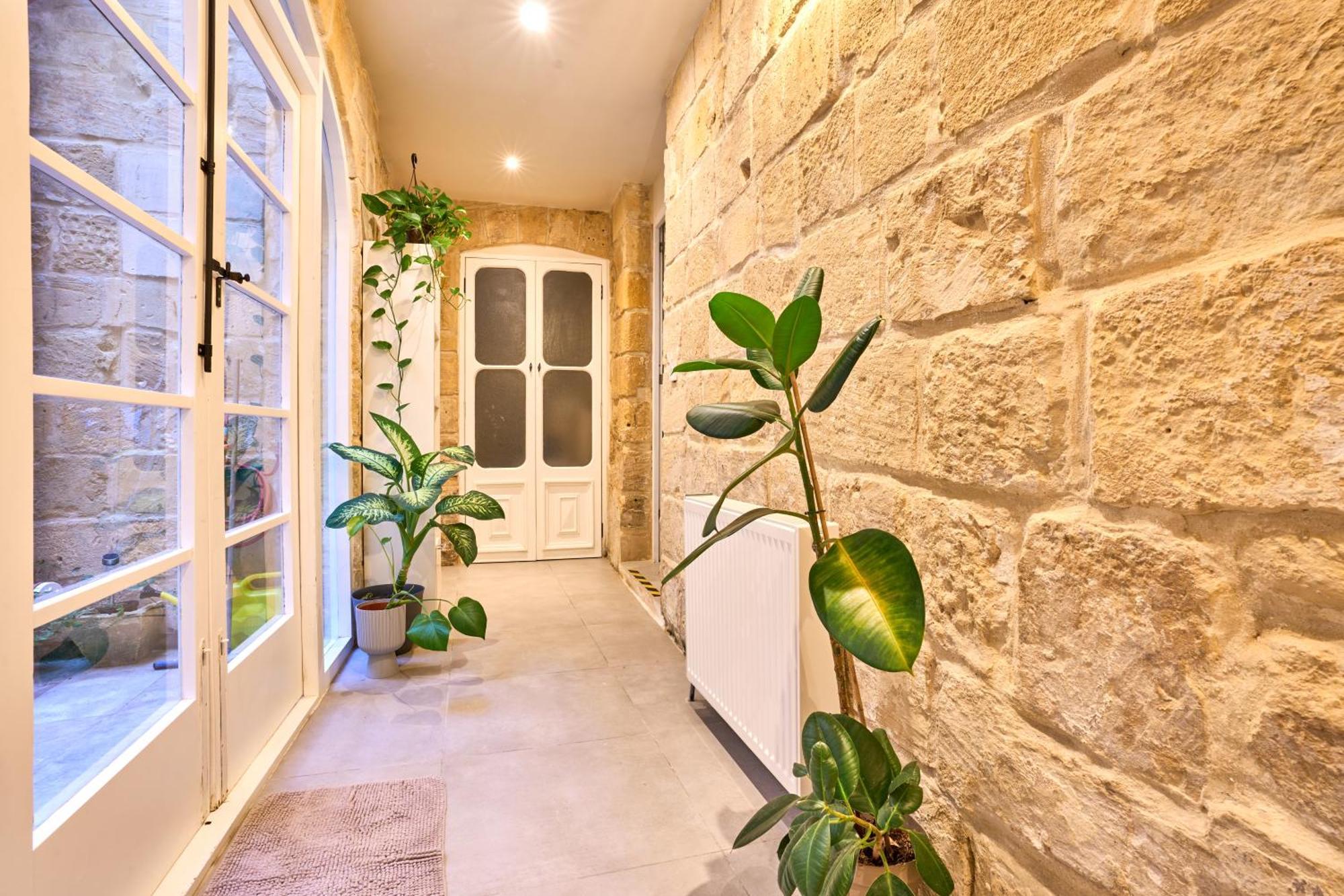 12 -16 , Pacifiku Scicluna Birgu Exterior photo